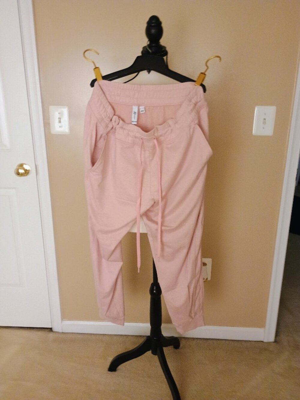 QVC-SUSAN GRAVER SPORT-JOGGER-PETAL-SIZE XL-VERY SOFT & COMFORTABLE